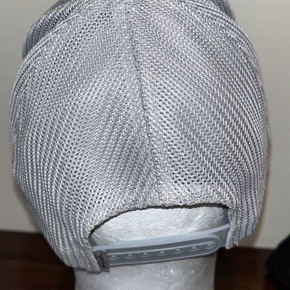 2-Travis Mathew Silverado Scottsdale Az& Bali Hai Las Vegas NV SnapBack Golf Cap - Picture 9 of 11